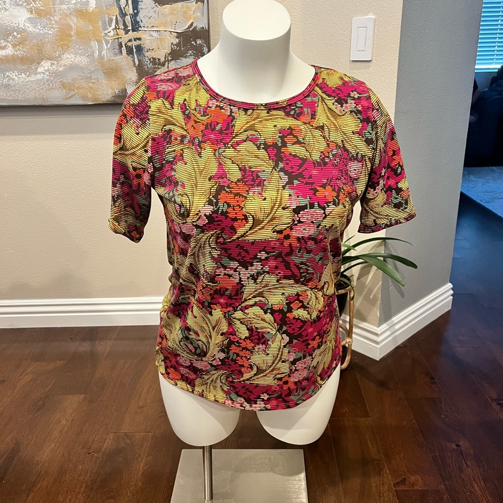 LuLaRoe Fun Top